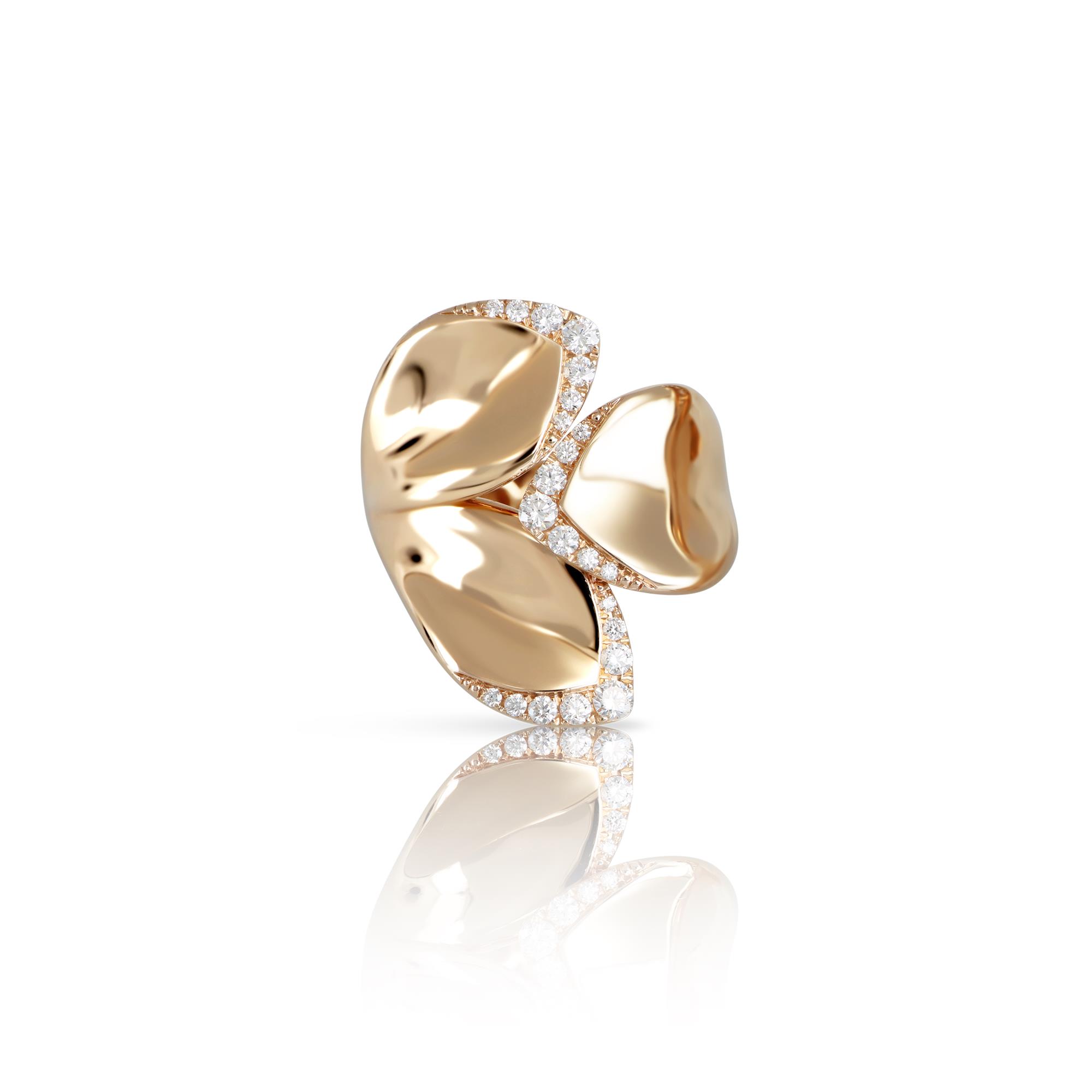 Giardini Segreti Ring in 18k Rose Gold with Diamonds, Three Leaves