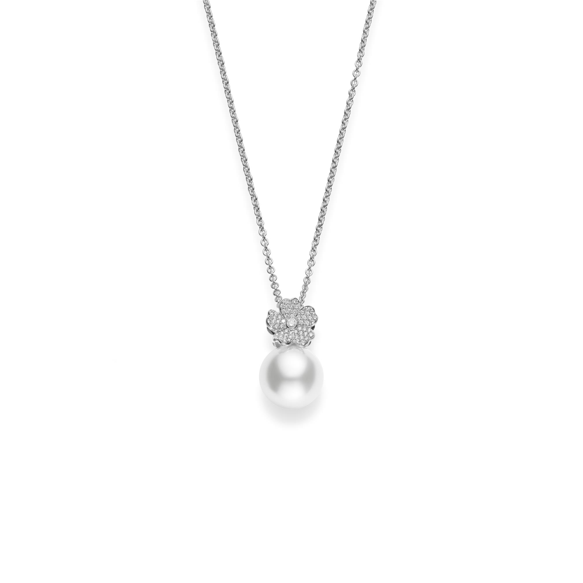 Necklace in 18k White Gold with South Sea Pearl 12mm(1) A+ and Diamonds.
